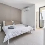 דירה Restful Retreat Modern & Large Spaces